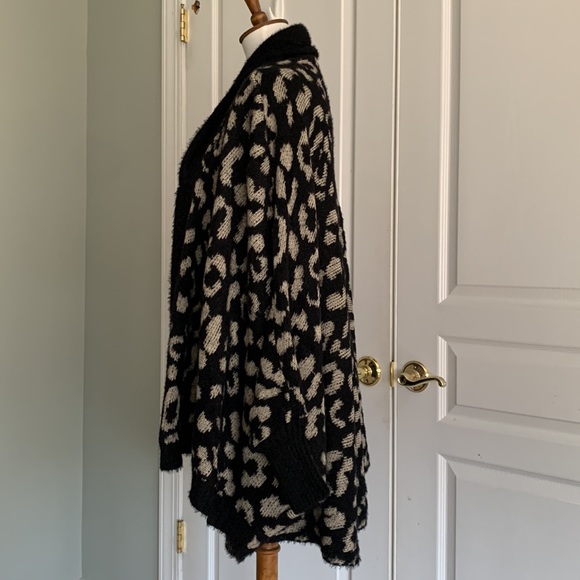 Anthropologie Akemi Kin black Louise cardigan sweater - Picture 5 of 10